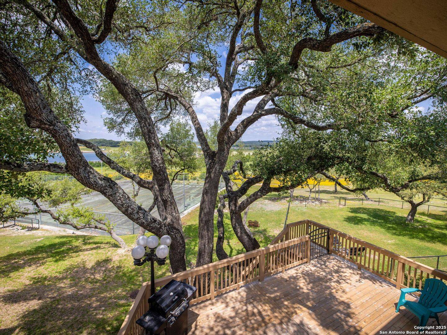 Canyon Lake, TX 78133-3318,1048 PARKVIEW DR
