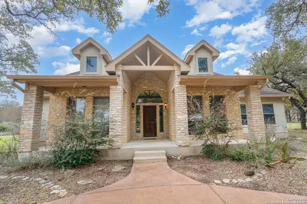 121 DELANEY RAE, New Braunfels, TX 78132-4427