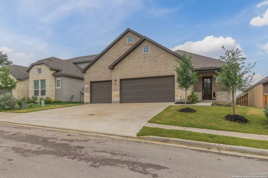 108 Rosanna Ridge, Universal City, TX 78148