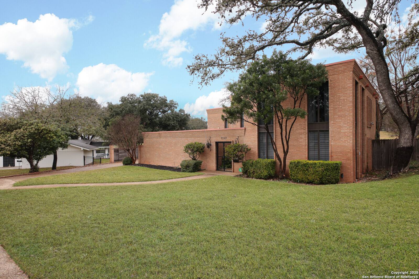 San Antonio, TX 78229-4139,7207 ASHTON PL