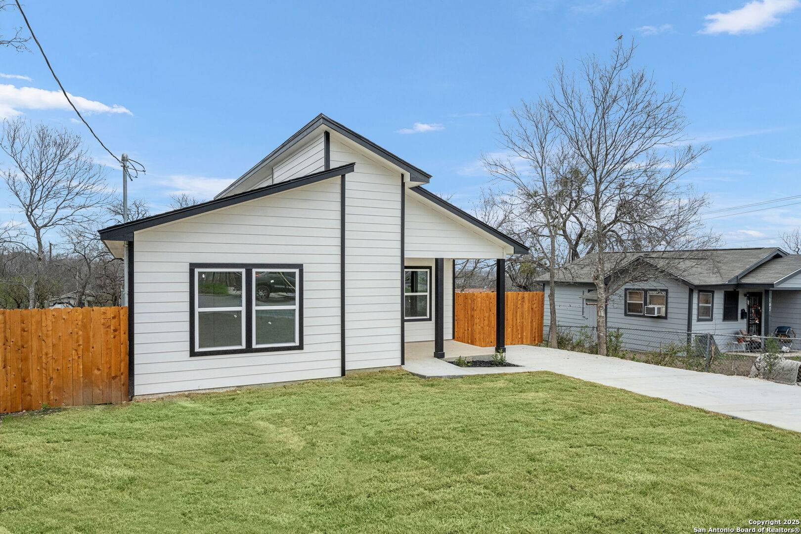 San Antonio, TX 78203,143 JEMISON ST
