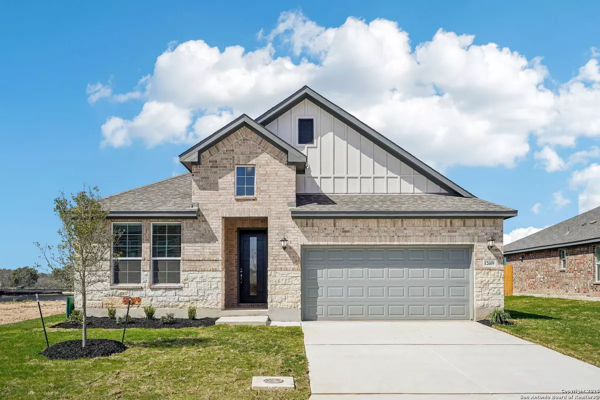 Schertz, TX 78154,12609 Winding Butte