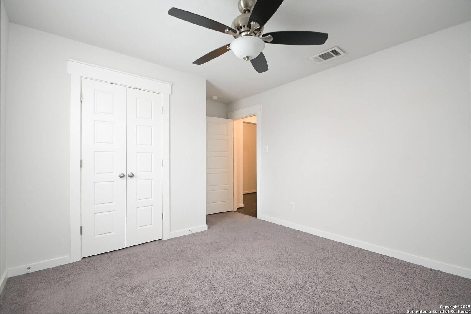 Converse, TX 78109,10539 Francisco Way