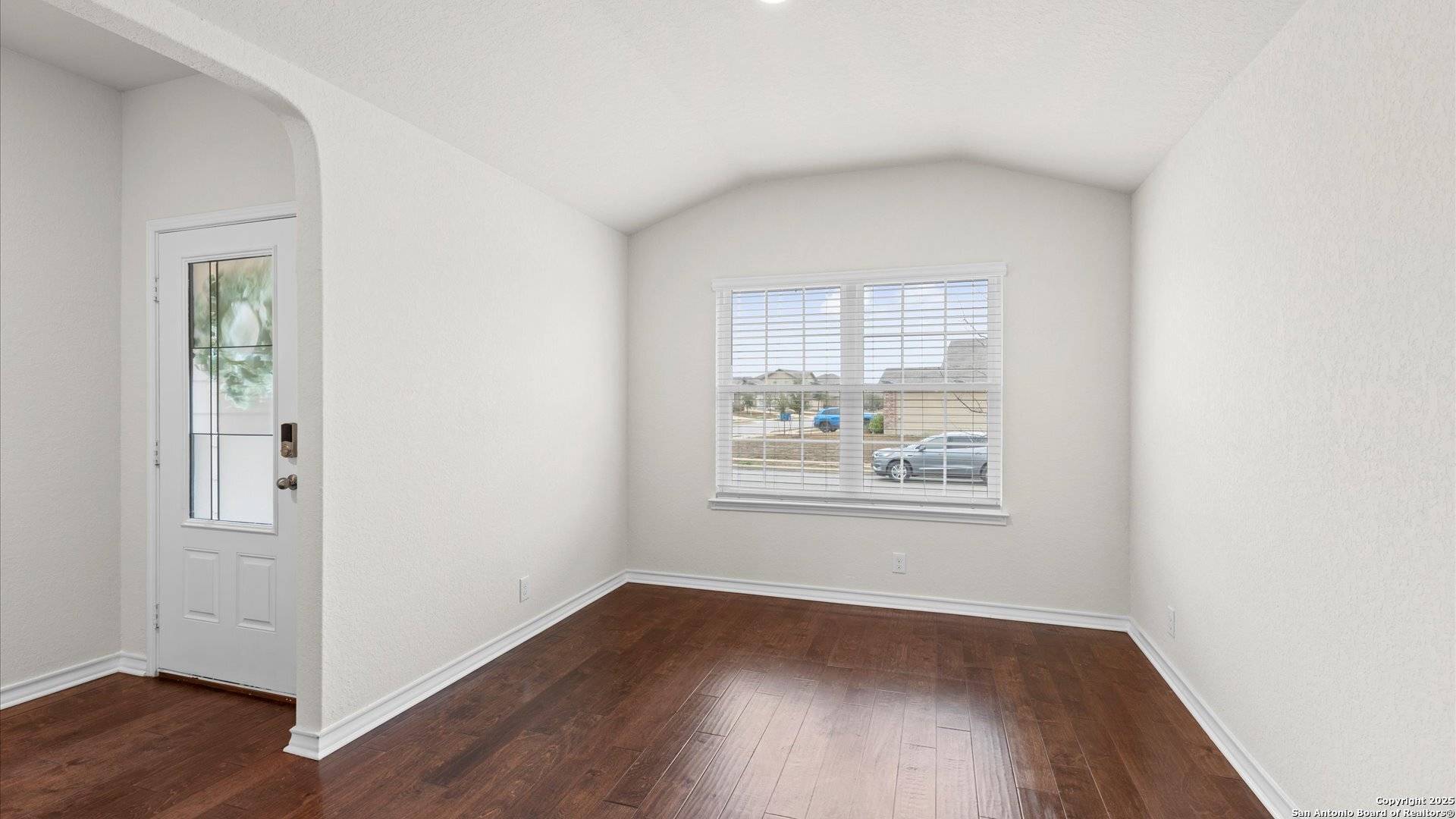 Cibolo, TX 78108-3996,209 LITTLE WICHITA