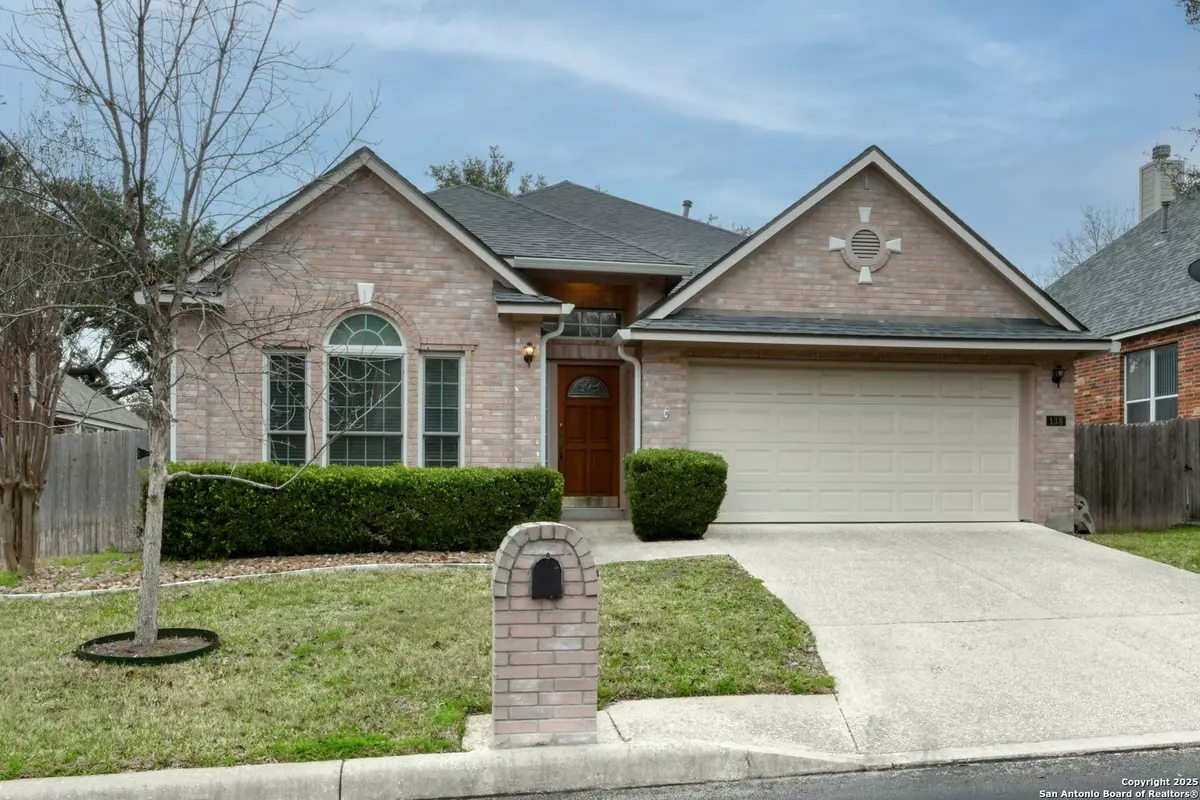 Hollywood Park, TX 78232,138 Antler Cir