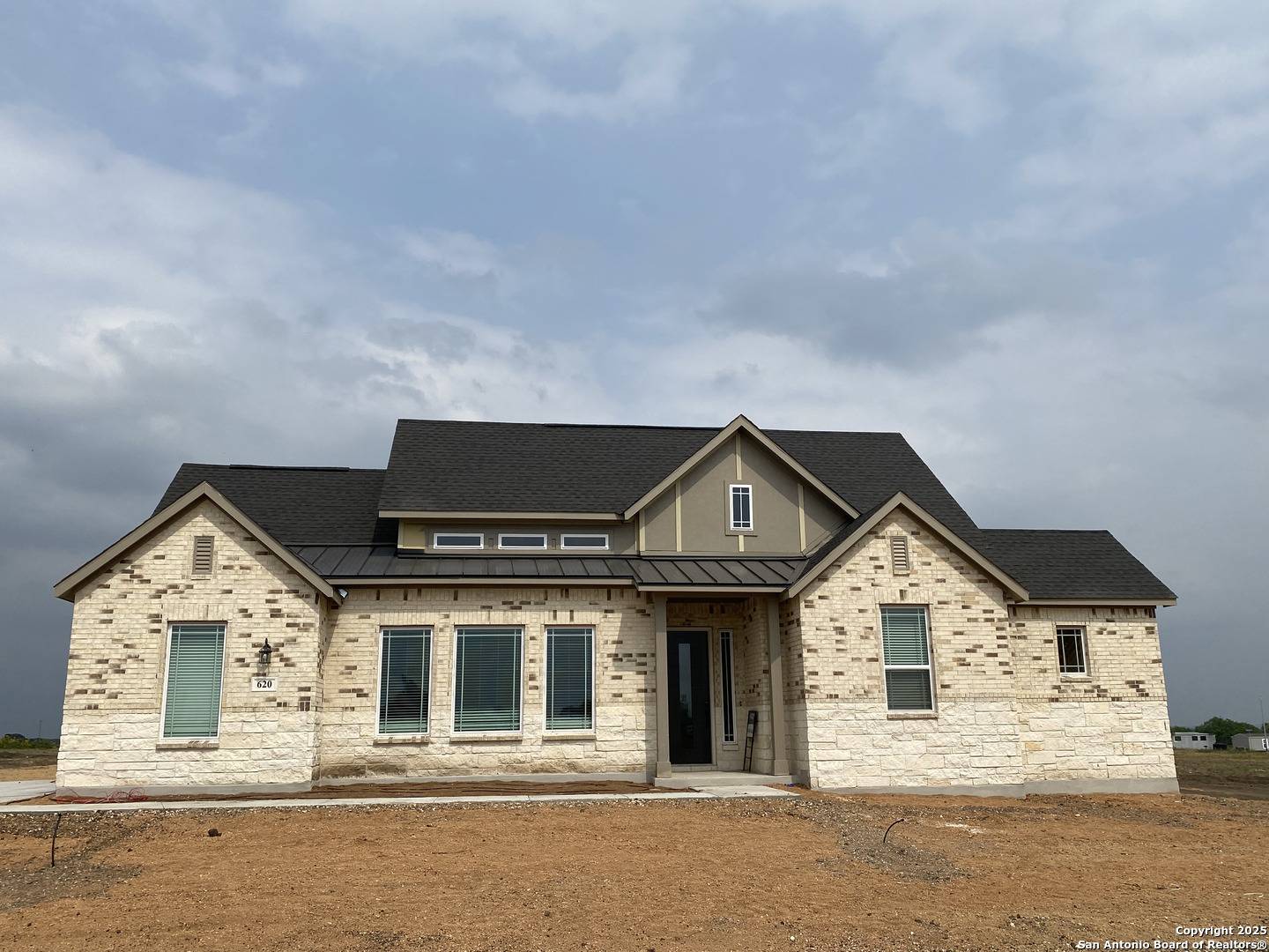 620 Lago Landing, San Antonio, TX 78263