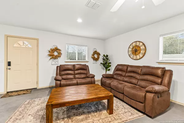 Canyon Lake, TX 78133,735 Green Castle Pl