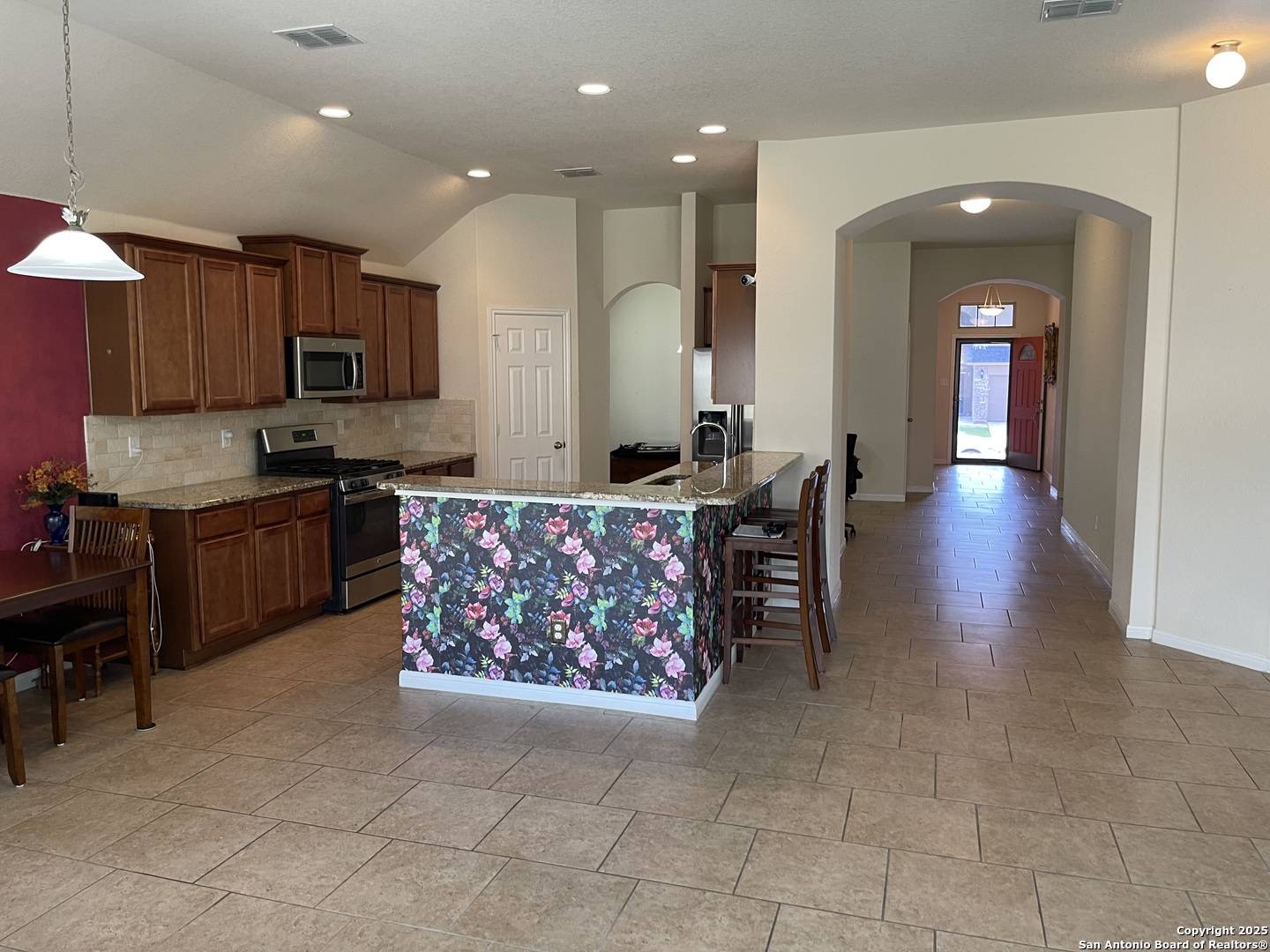 8815 FALCON PARK, Converse, TX 78109-2146