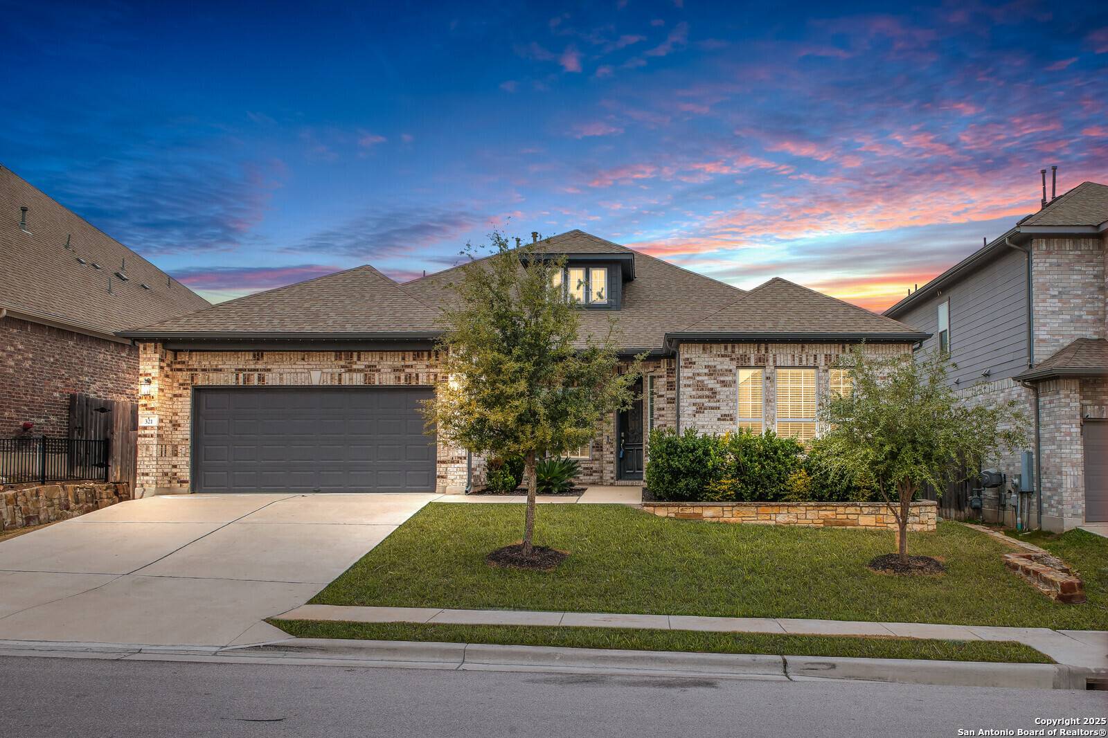 321 Lacy Oak,  Buda,  TX 78610