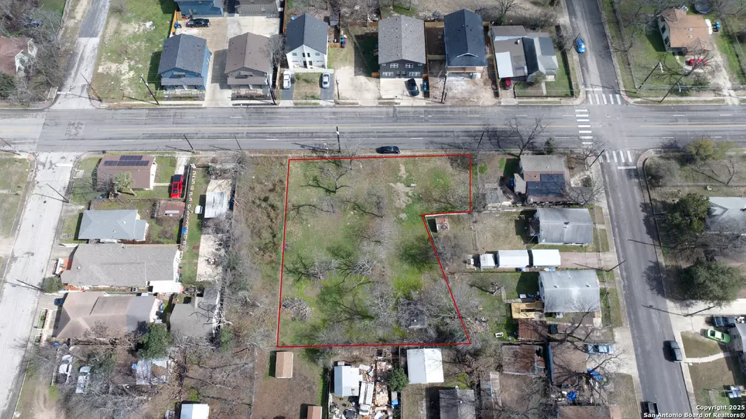 821 Walters, San Antonio, TX 78203