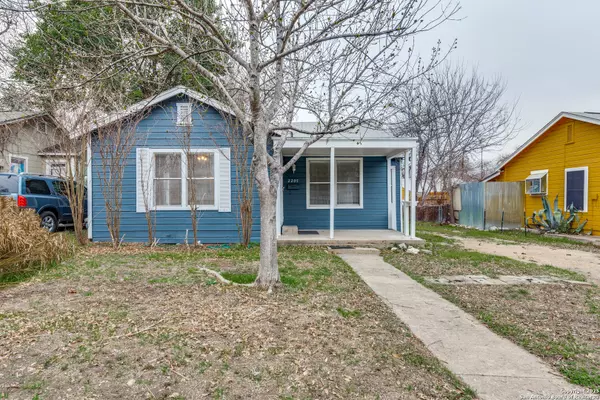 2205 Clower, San Antonio, TX 78201