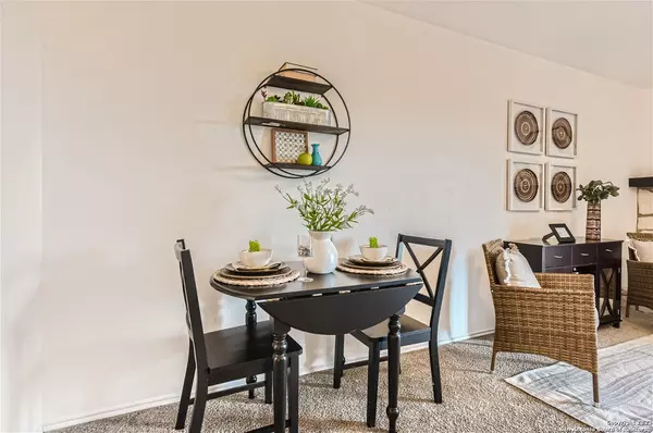 Canyon Lake, TX 78133-3372,1559 PARKVIEW DR UNIT F4