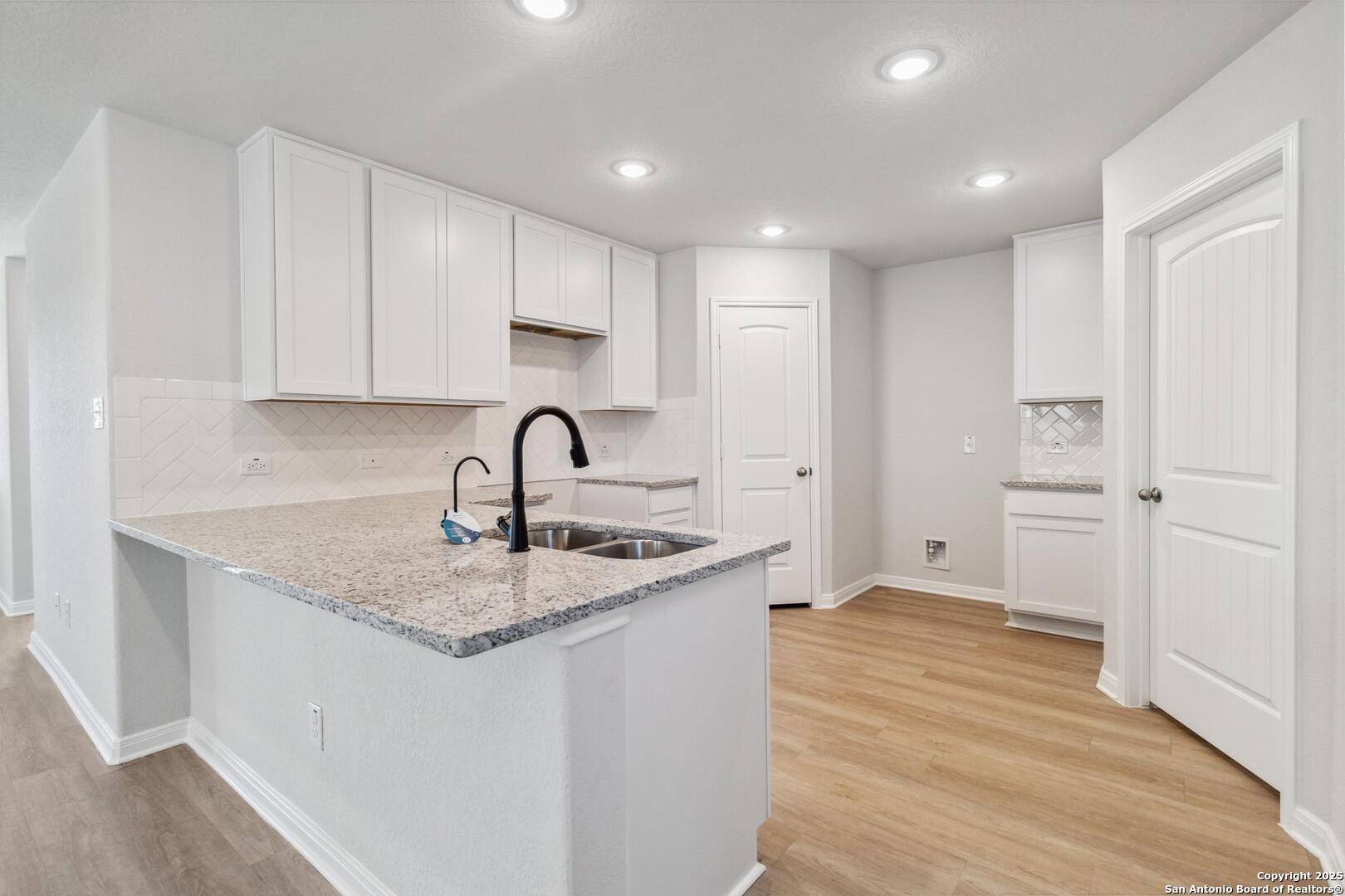San Antonio, TX 78224,10303 Apple Pie Road
