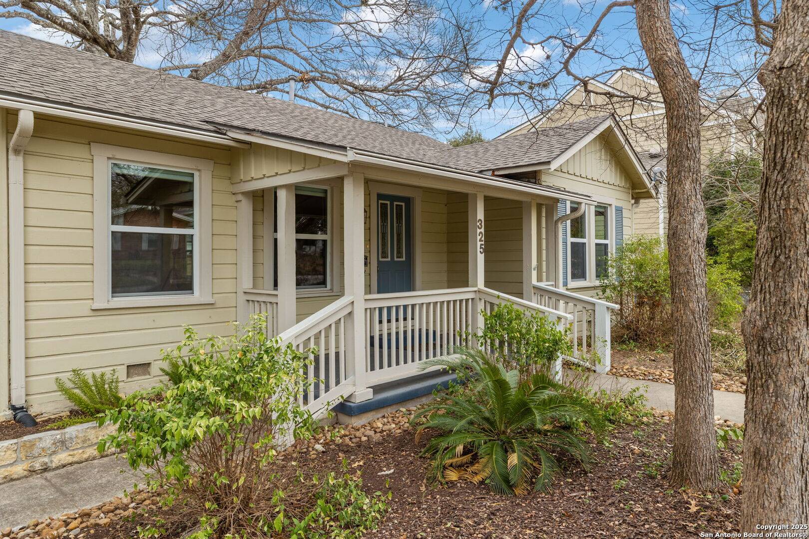 Alamo Heights, TX 78209-4512,325 ALTA AVE