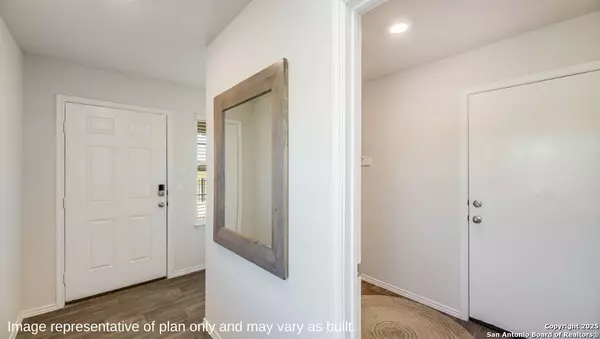 San Antonio, TX 78245,5736 Hartley Home