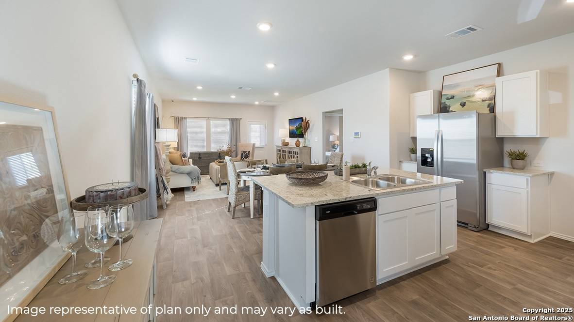 San Antonio, TX 78253,250 American Robin Way