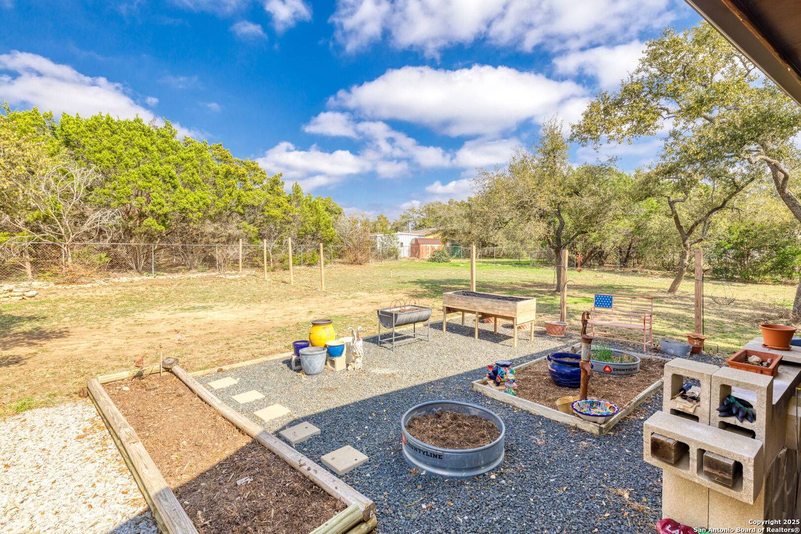Fischer, TX 78623,1645 Agarita