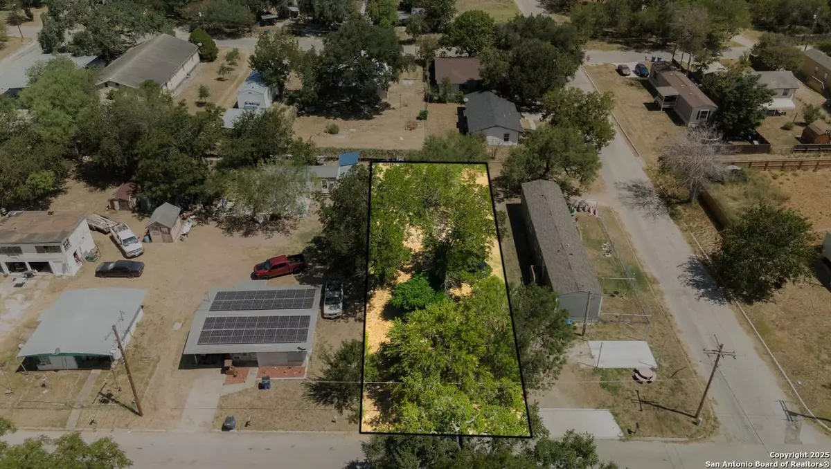 Pleasanton, TX 78064,406 Patrick St