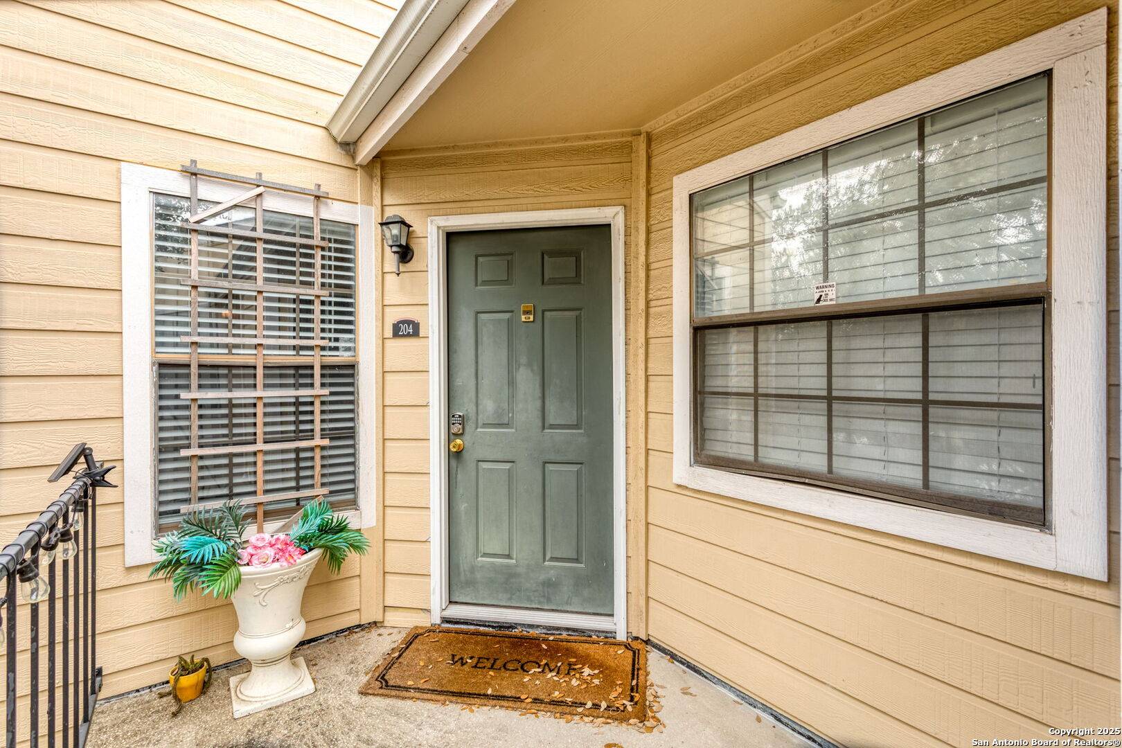 San Antonio, TX 78230,11610 vance jackson UNIT 204