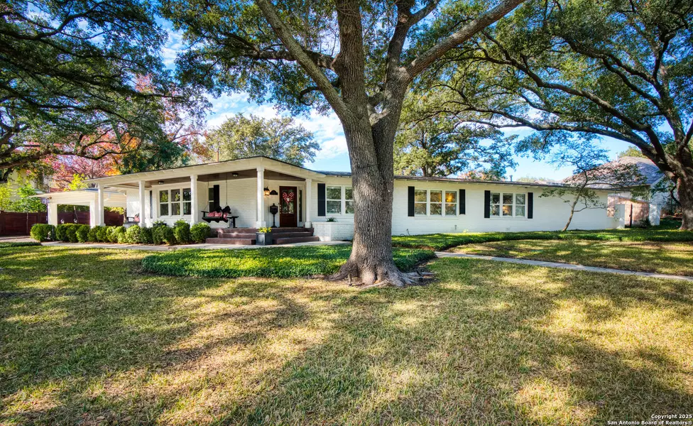 701 Wiltshire, Terrell Hills, TX 78209