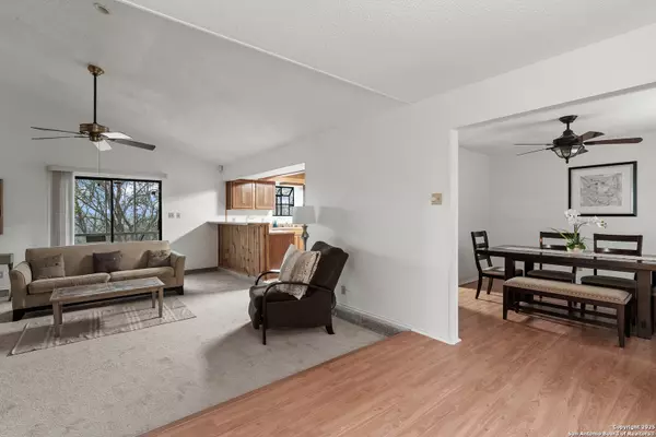 Seguin, TX 78155,300 Ridge Crest
