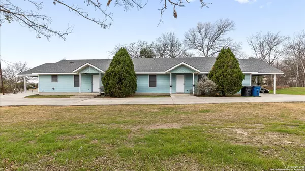 2242 EASTMAN AVE, New Braunfels, TX 78130-6809