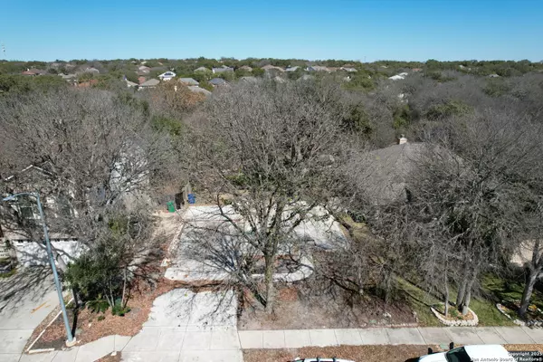 15 Ferris, San Antonio, TX 78254