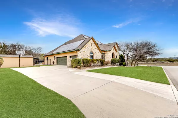 Castroville, TX 78009,112 Sunrise Hill