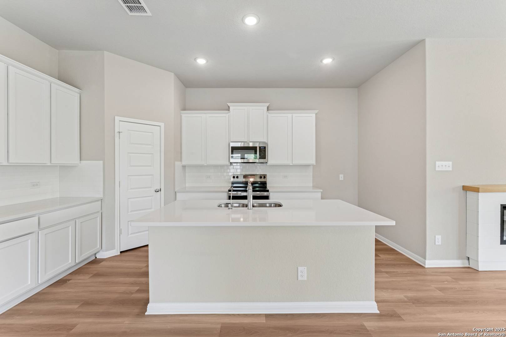 San Antonio, TX 78252,10314 Tule Creek Fork