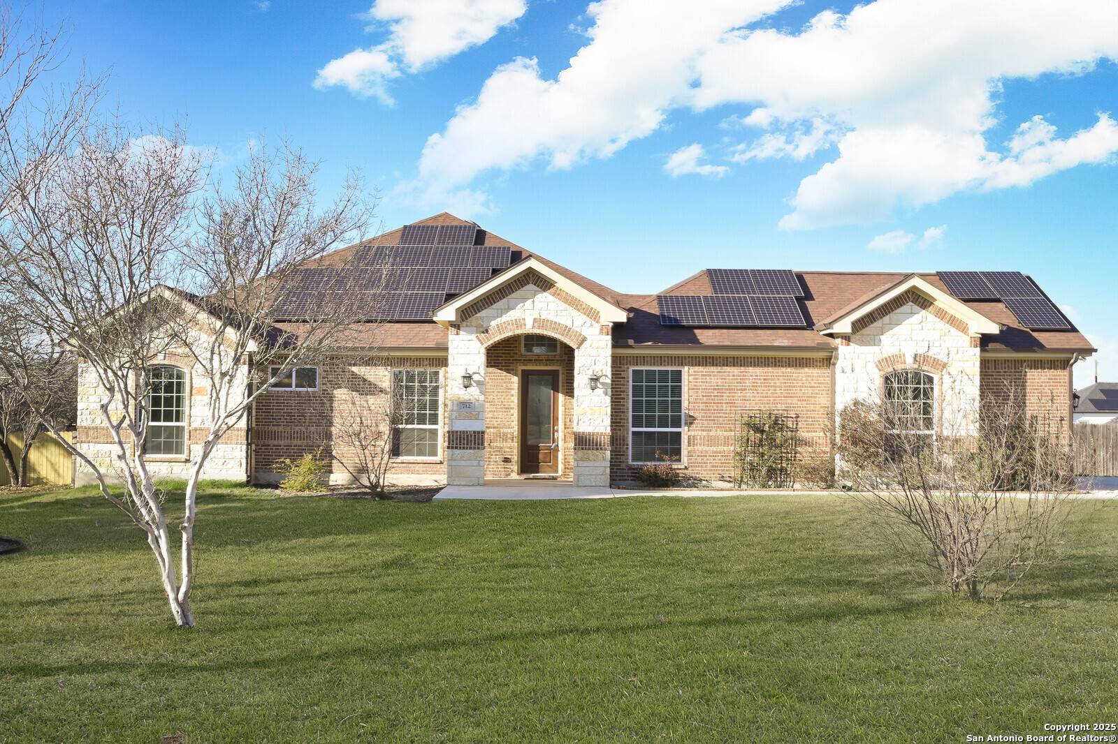 712 County Rd 3823, San Antonio, TX 78253-6952