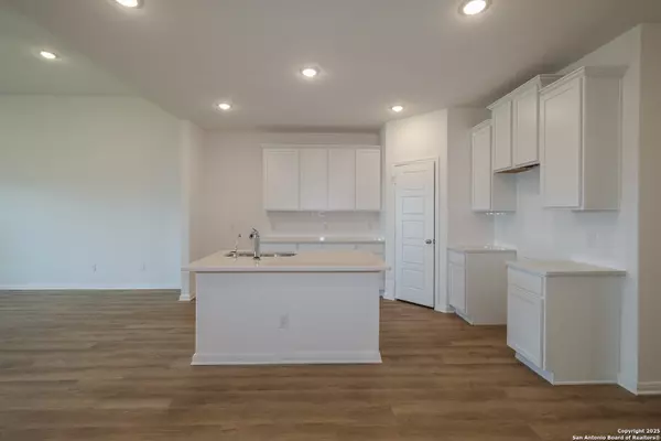 San Antonio, TX 78245,15482 Jake Crossing