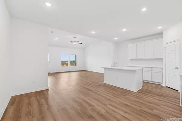 San Antonio, TX 78245,15482 Jake Crossing