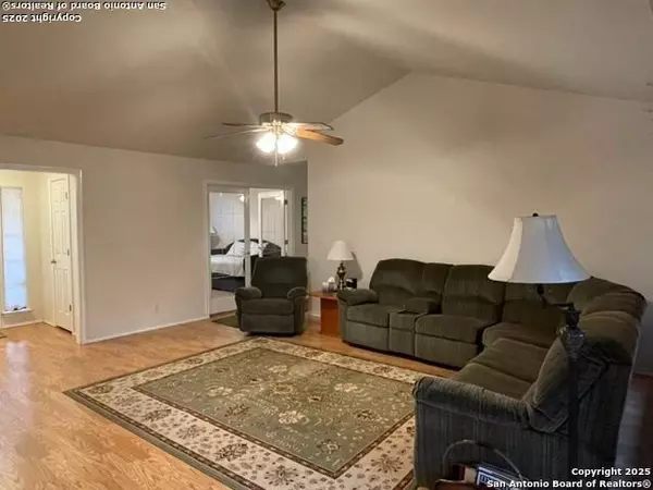 New Braunfels, TX 78132,1049 Summit Ridge