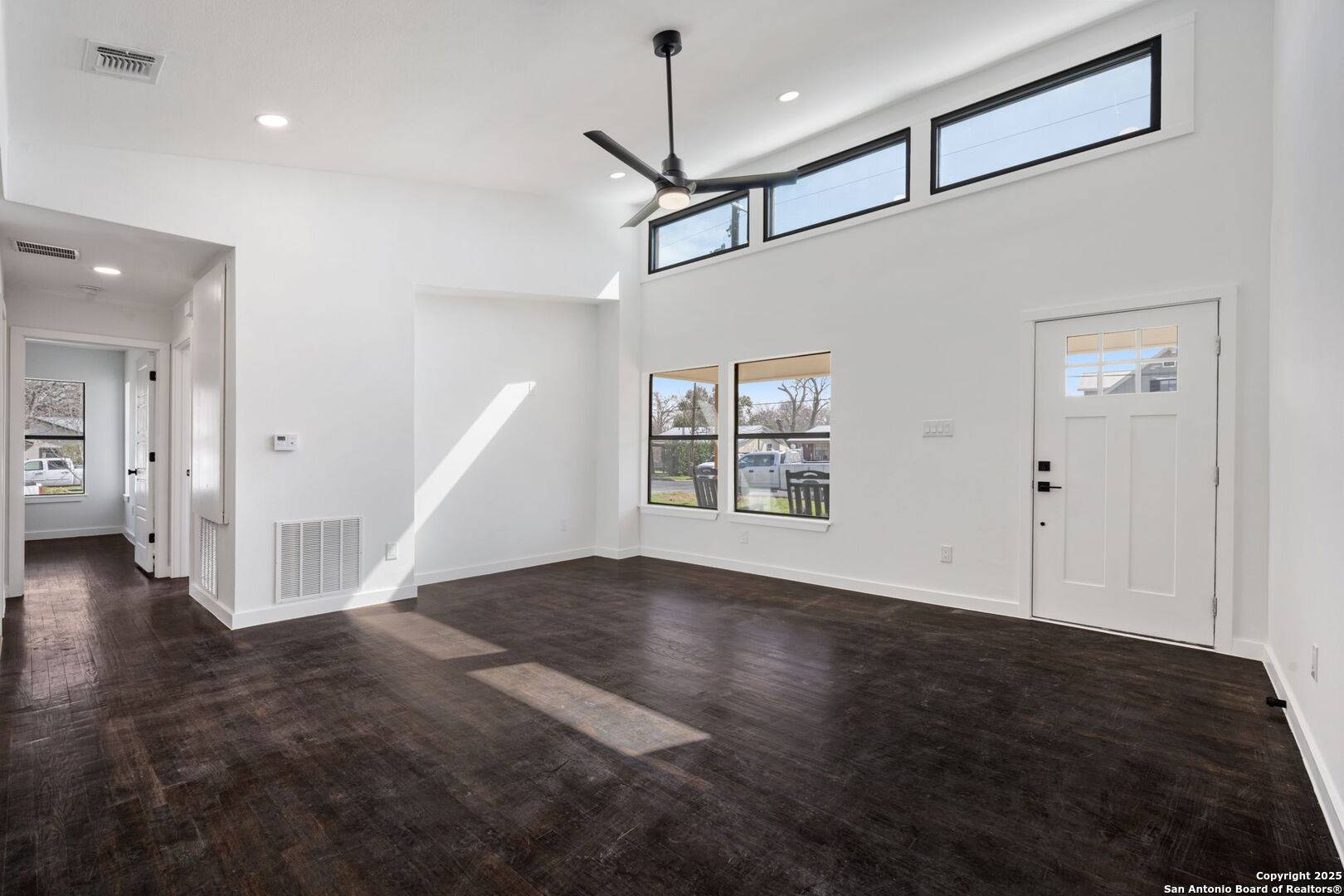 Boerne, TX 78006,320 Hickman