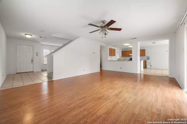 San Antonio, TX 78254,9458 Sycamore Brook