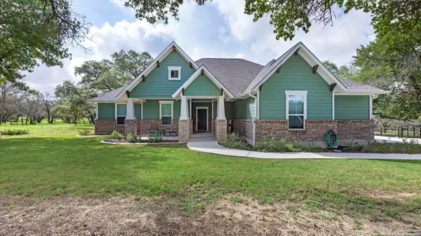 151 WILLOW CREEK, Floresville, TX 78114