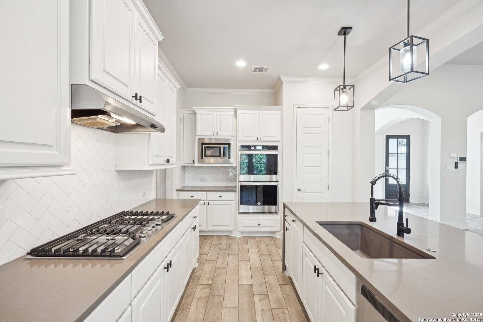 San Antonio, TX 78261,4512 Avery Way