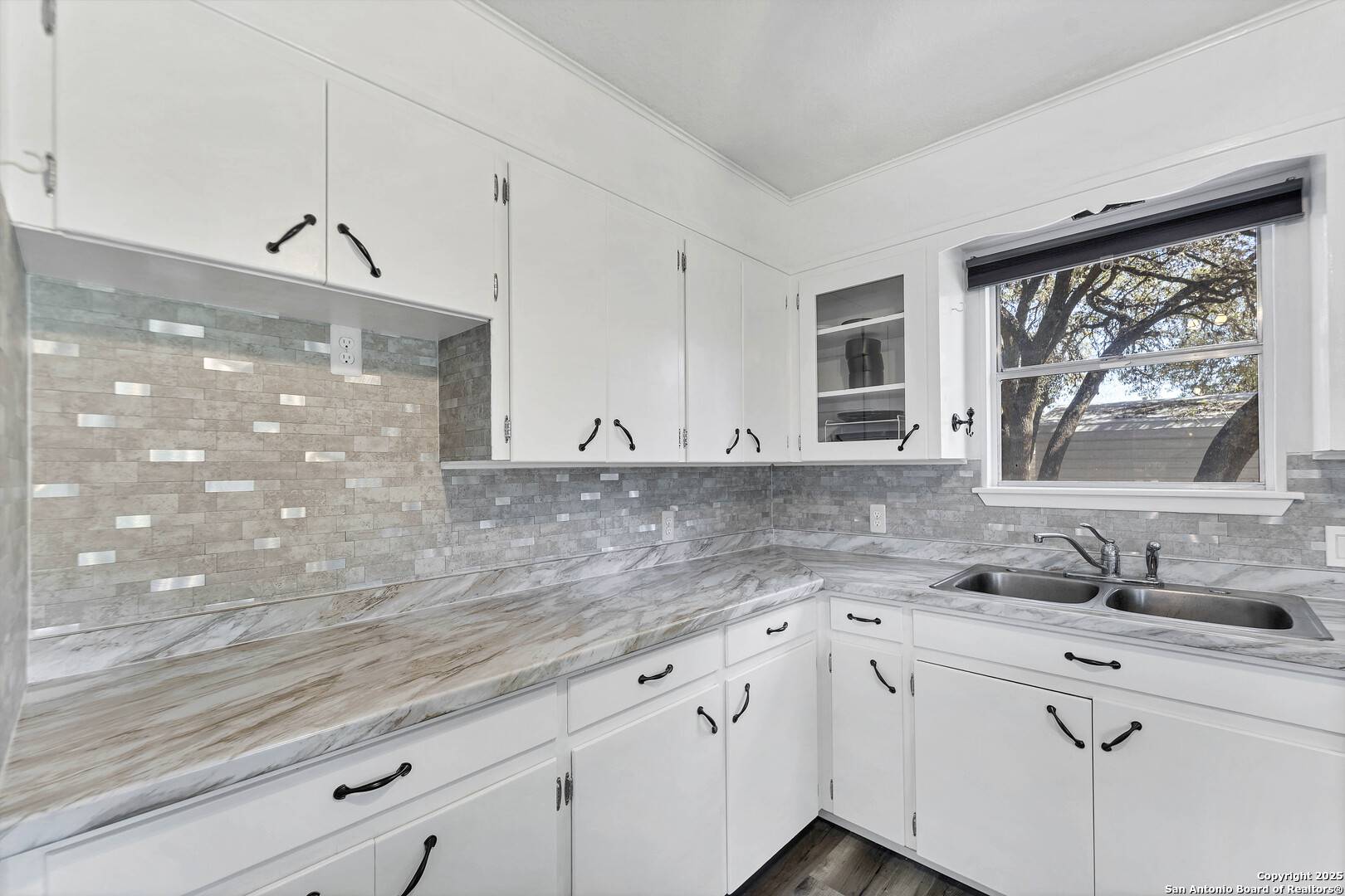 Canyon Lake, TX 78133,180 Caveside
