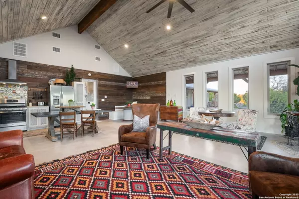 Comfort, TX 78013,105 Valley View Trail