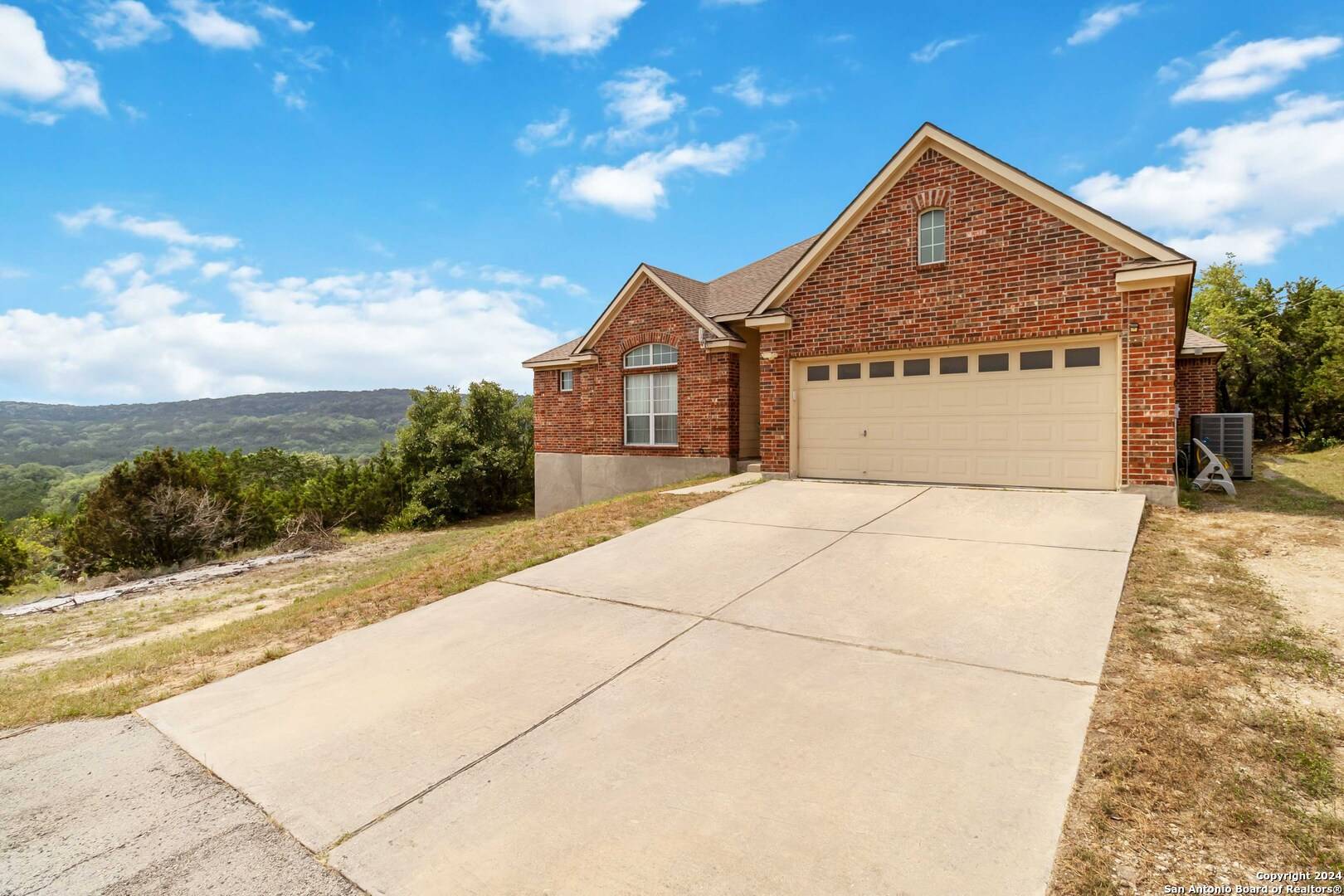 Mico, TX 78056-5488,846 COUNTY ROAD 2763