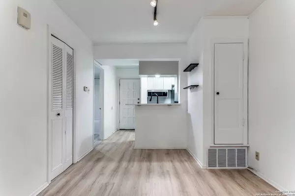 San Antonio, TX 78209,66 Brees UNIT 127