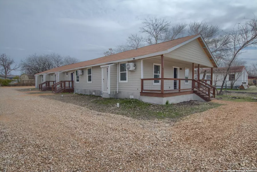 2702 OBSERVATION DR UNIT 2, San Antonio, TX 78227-3312