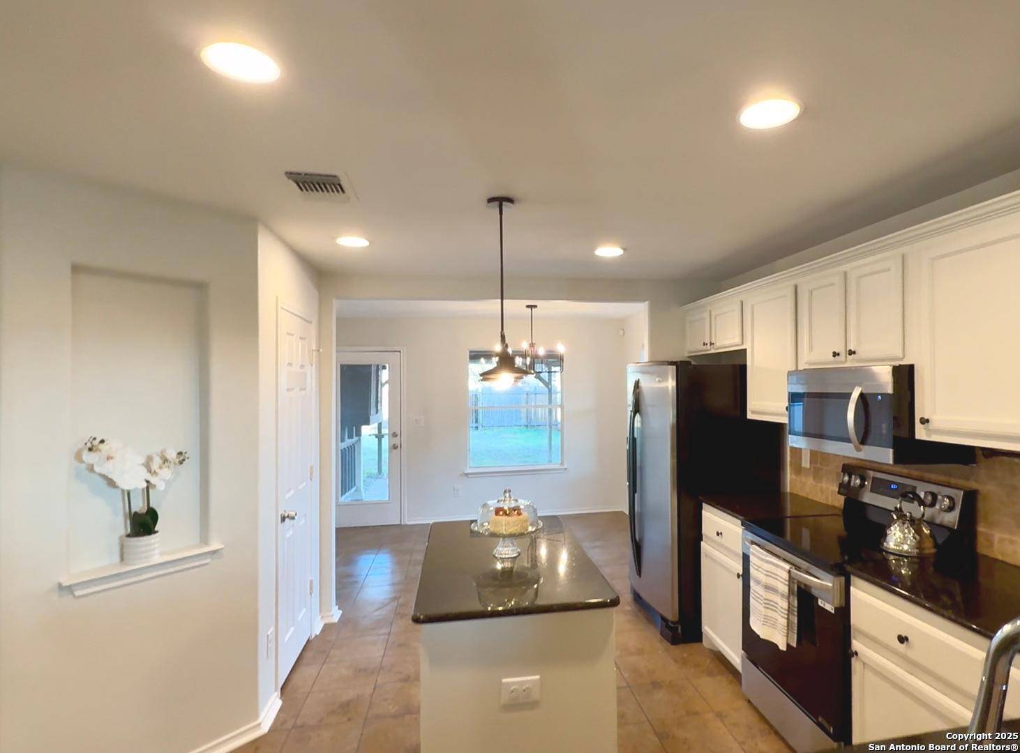 New Braunfels, TX 78130,3322 Bluebird Rdg