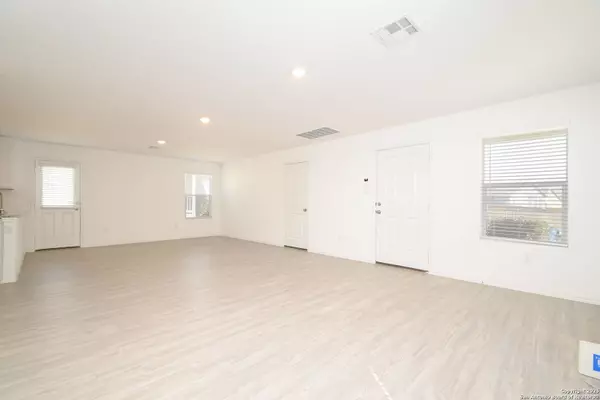 San Antonio, TX 78252,13424 Homestead Way
