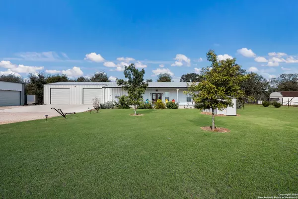 Kingsbury, TX 78638-2252,262 GANDER SLOUGH RD