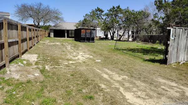 Spring Branch, TX 78070,7704 ELK DR