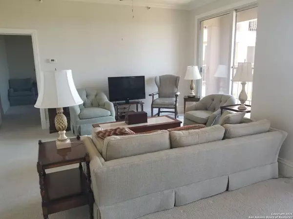 San Antonio, TX 78209,1 Towers Park Ln UNIT 616
