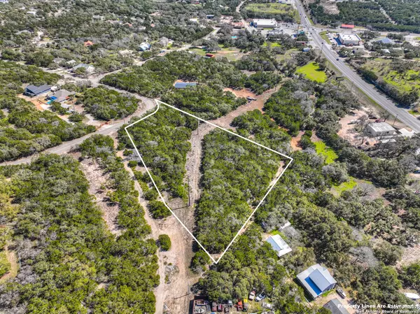 491 Gallagher Dr, Canyon Lake, TX 78133
