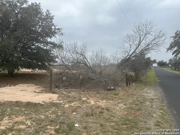 Von Ormy, TX 78073,005 STEVENS RD