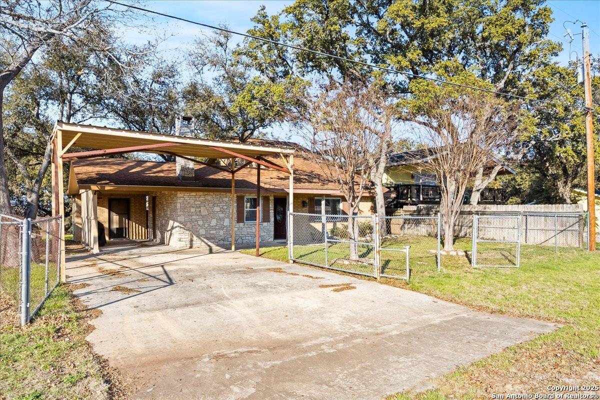Canyon Lake, TX 78133,1075 DRIFTWIND